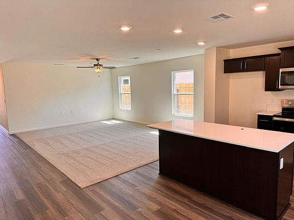 5th image of 1364 Eagle Ridge Dr
