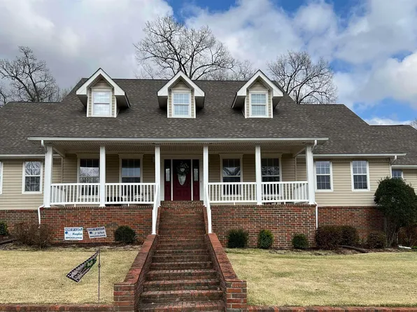 805 Magnolia Dr, Arkadelphia, AR 71923