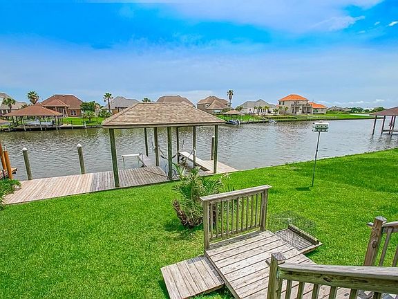 2nd image of 1442 Royal Palm Dr