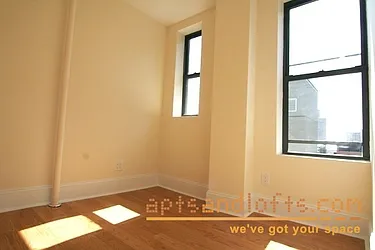 Rented by aptsandlofts.com