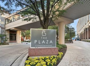 152 Campau Cir NW, Grand Rapids, MI 49503