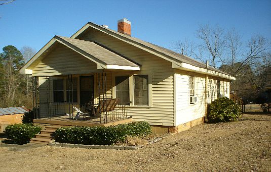 1st image of 1664 Hillabee St