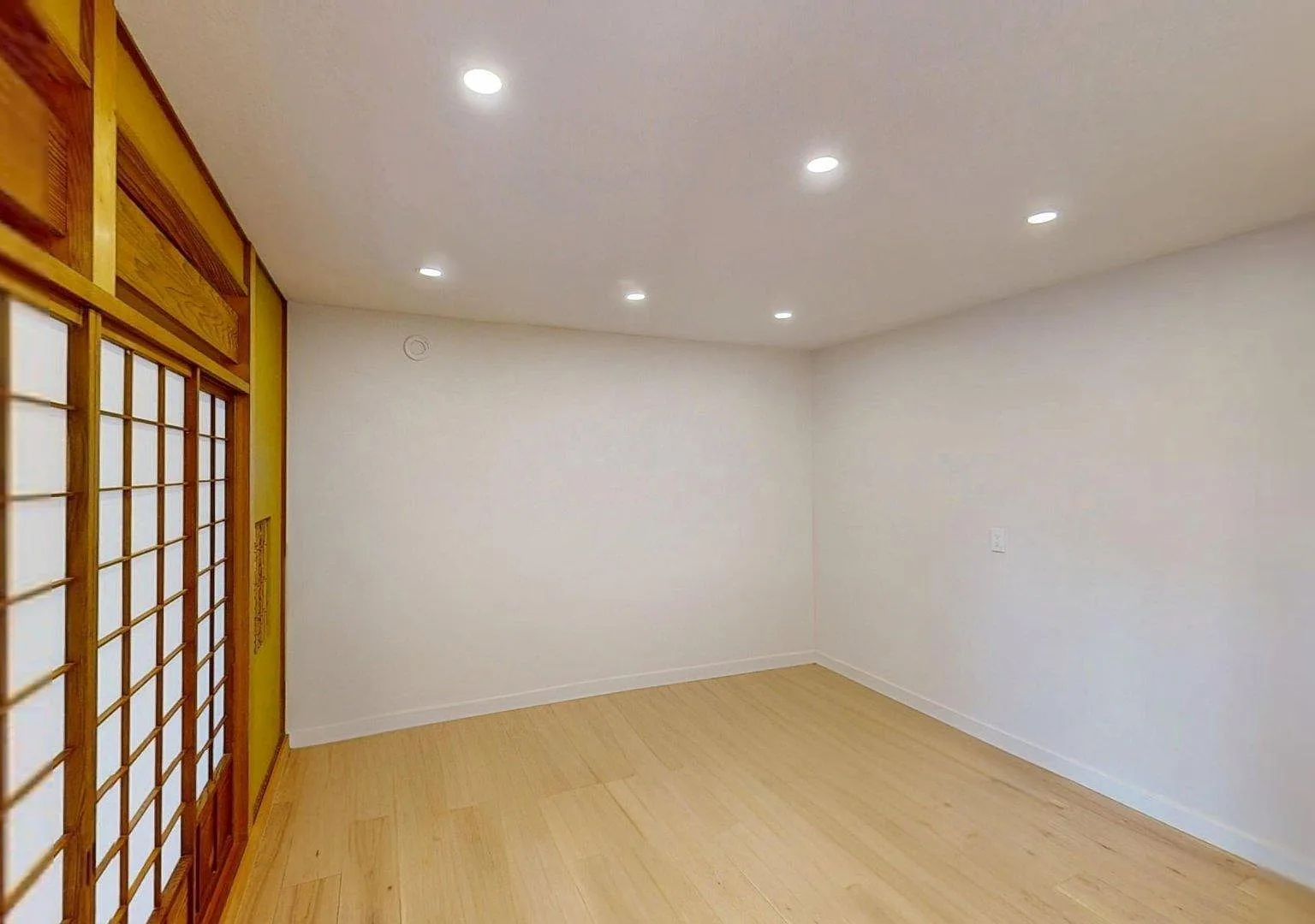 2 bed, 1130 sqft, $5,800 — Photo 4