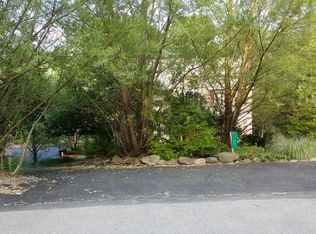 5190 Hilltop Cir, East Stroudsburg, PA 18301