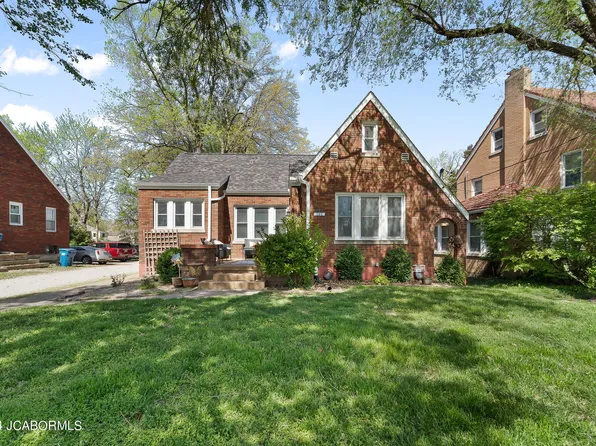 105 E Circle Dr, Jefferson City, MO 65109