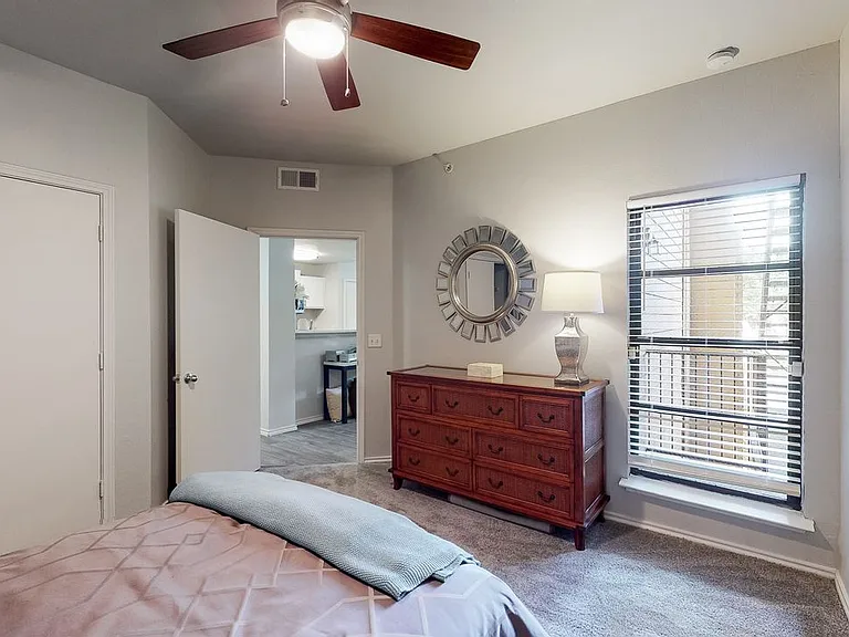 Sereno Park Apartments — Photo 59