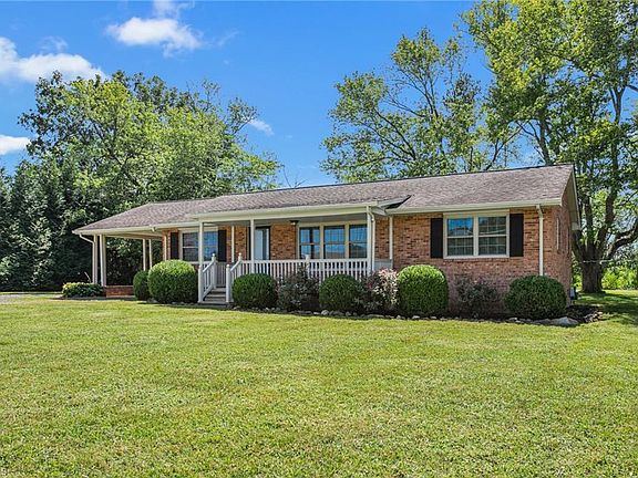 4th image of 356 Boone Rd