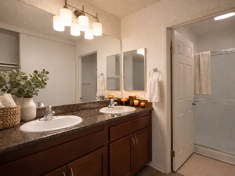 Bella Del Mar Apartments — Photo 26