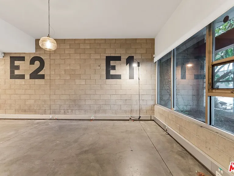 6615 Melrose Ave #3 — Photo 4