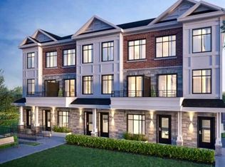 726 Front Royal St #9, Mississauga, ON L4Y0G6