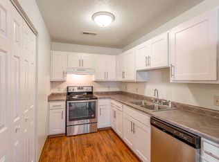 South Glen Village, Minot, ND 58701