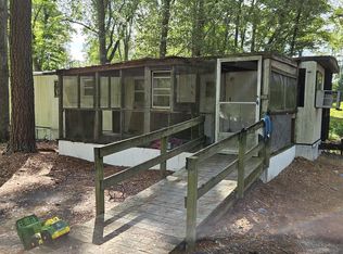 321 Johnny Harrell Rd, Corapeake, NC 27937