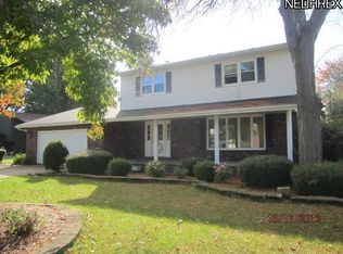 4031 Woodstock Dr, Lorain, OH