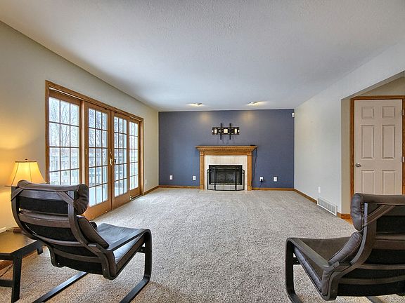 Great Room with Fireplace