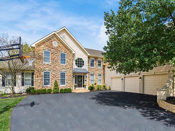 2nd image of 1134 Sherborne Ln