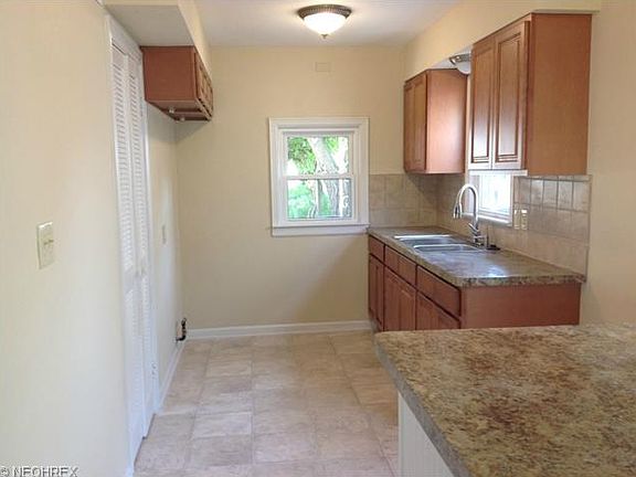 5th image of 8023 Kenilworth Ave