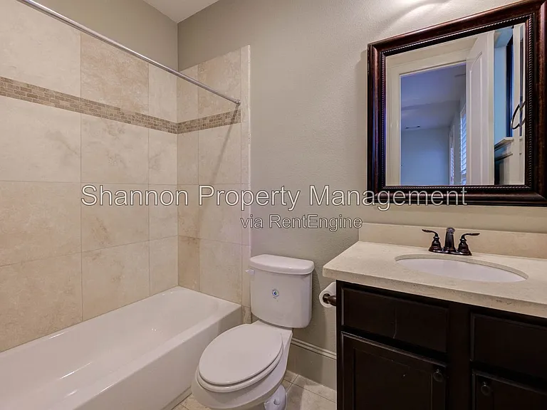 1809 W 24th St — Photo 15