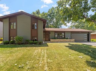 522 Cottonwood Rd, Frankfort, IL 60423