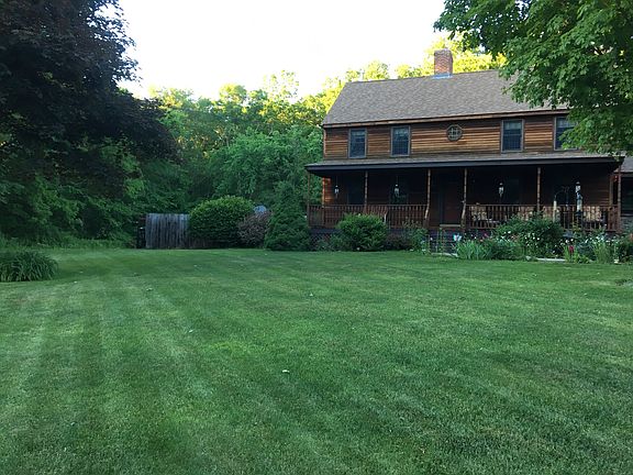 3rd image of 57 Pearson Dr