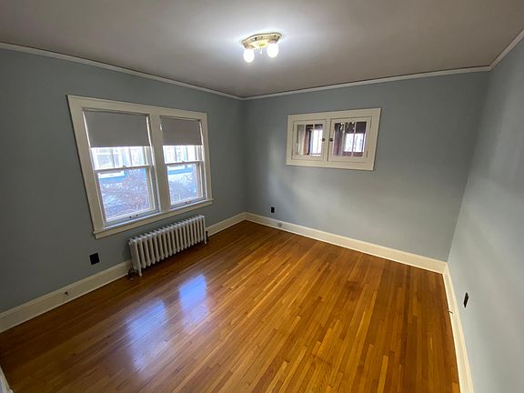 5th image of 3006 Ulysses St NE