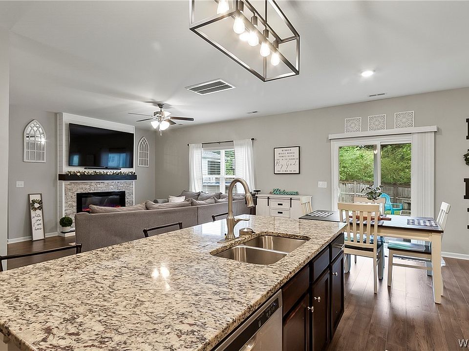 1st image of 22719 Duffee Ln