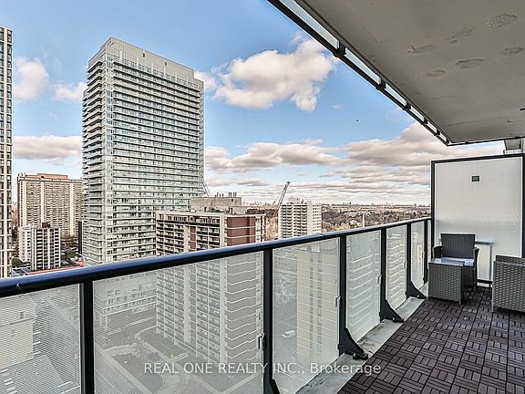 5th image of 161 Roehampton Ave #1104