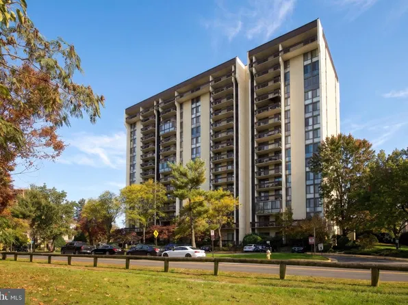 5300 Holmes Run Pkwy APT 215, Alexandria, VA 22304