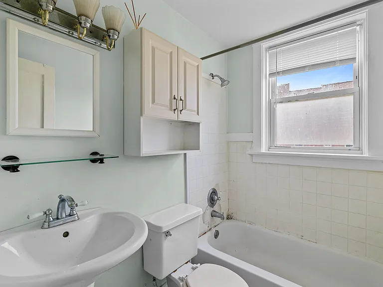 2118 Geyer Ave #1 — Photo 5