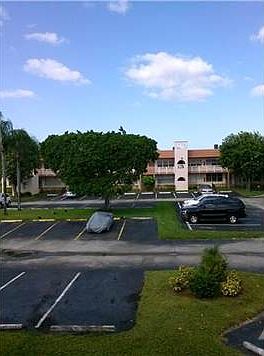 3rd image of 9061 Sunrise Lakes Bl 210 #210