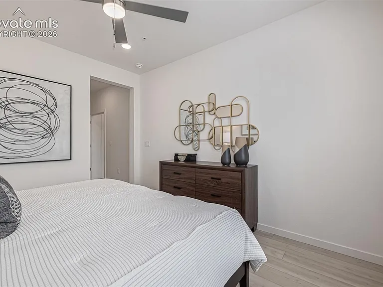 2232 Arikaree Hts #305 — Photo 21