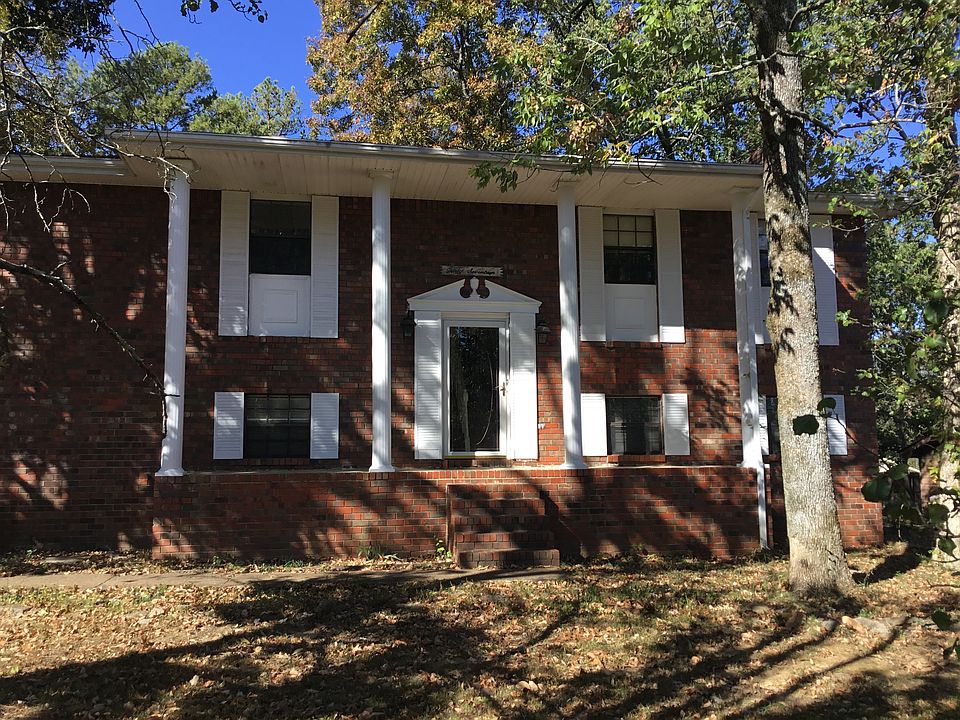 1st image of 3017 Westside Country Dr