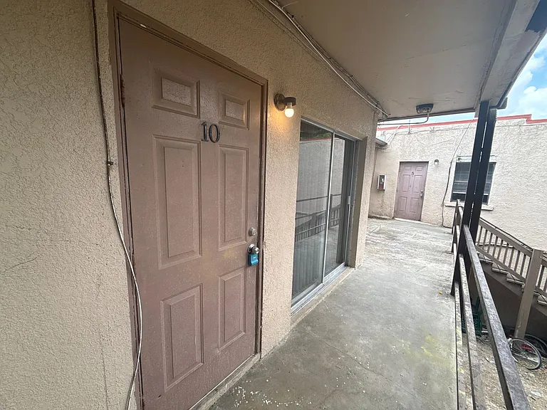 3619 Seminole Ave — Photo 19