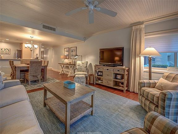 4th image of 21 Ocean Ln APT 457