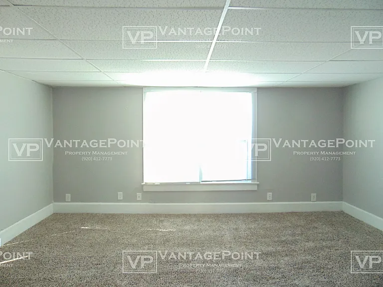 802 Kellogg St — Photo 11