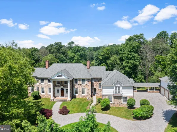 103 Burnt Mill Cir, Chadds Ford, PA 19317