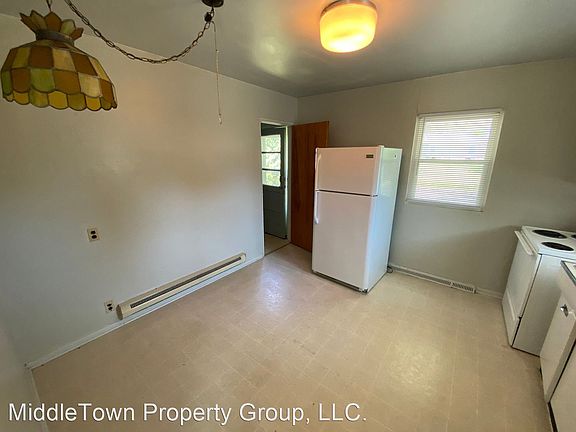 3rd image of 1600 W Royale Dr