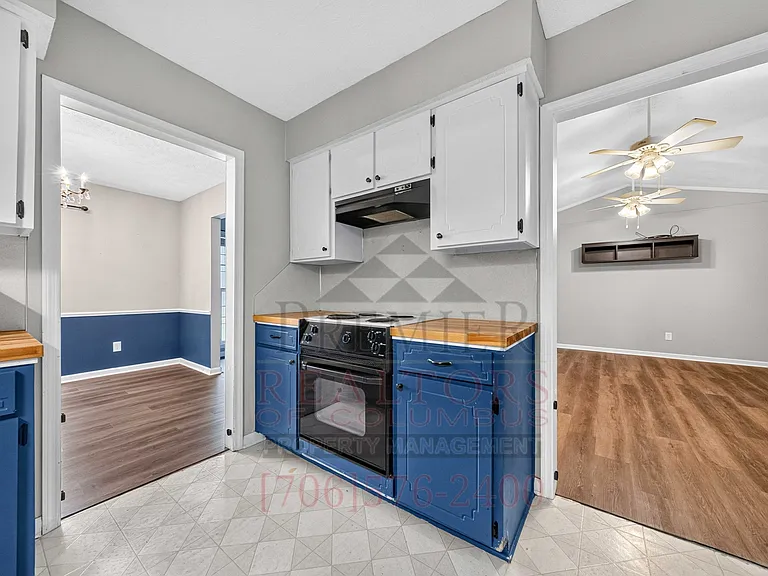 4008 Penrod Dr — Photo 8