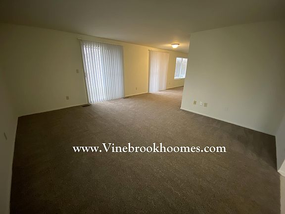 3rd image of 5642 Troy Villa Blvd