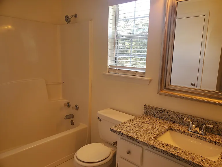 210 Redfish Cir — Photo 15