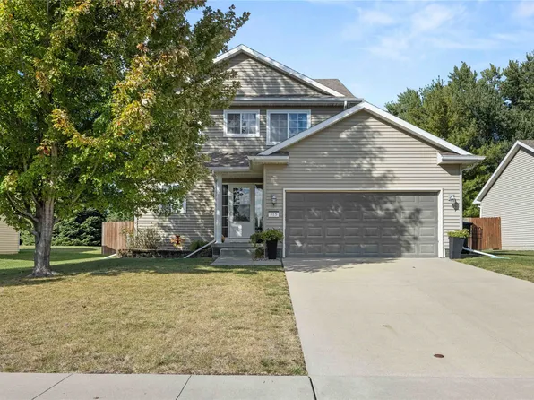 315 SE Olson Dr, Waukee, IA 50263