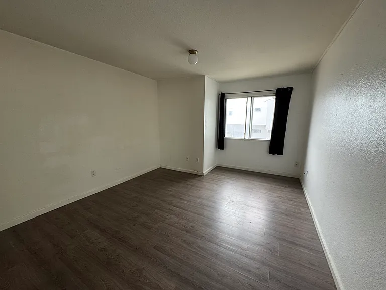 1050 Scott St #2 — Photo 17
