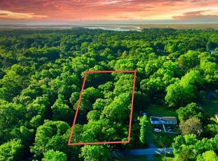 8527 Old Georgetown Rd, Mc Clellanville, SC 29458