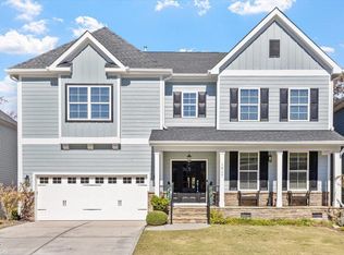 1917 Edgelake Pl, Cary, NC 27519