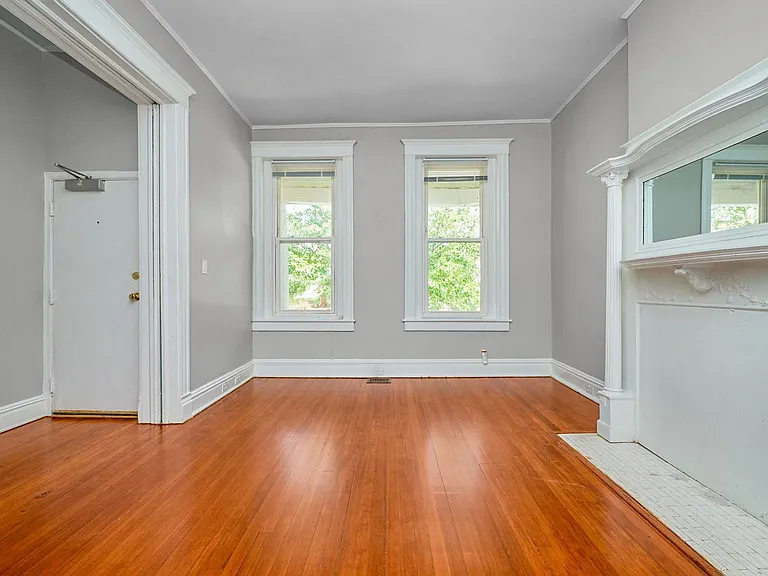 2215 W Grace St #1 — Photo 7