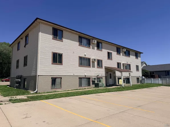 1000/1008 S Crawford Rd, Vermillion, SD 57069