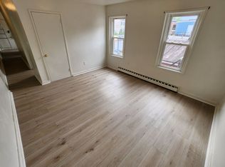 814 W Walnut St APT 5, Allentown, PA 18102