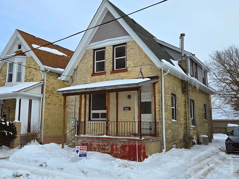 358 Glebe St #2 — Photo 5