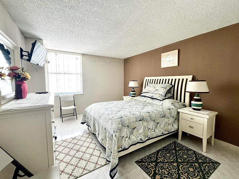 111 Briny Ave #1511 — Photo 16