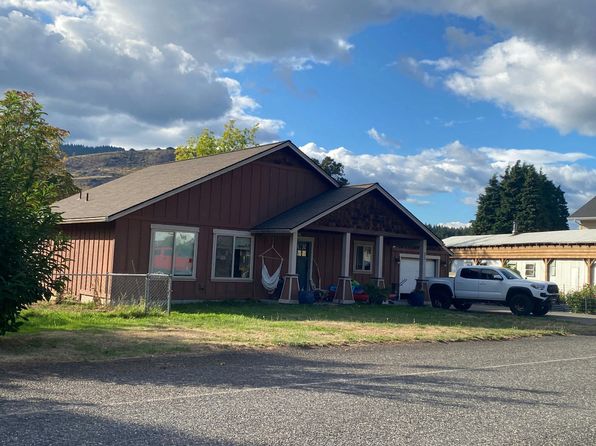 32 4th St, Carson, WA 98610