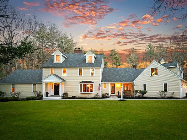 22 W Parish Ln, Boxford, MA 01921